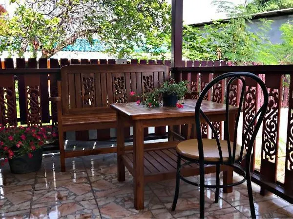 Nantawan House Hotel Ko Lanta 2*,